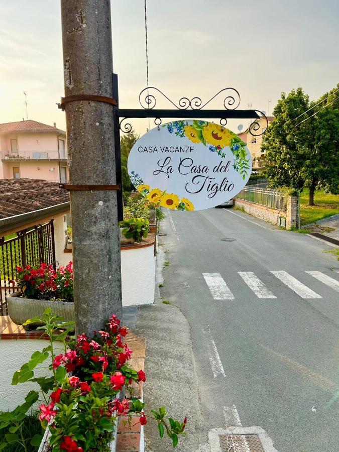 Ferienwohnung La Casa Del Tiglio Sarzana Exterior foto